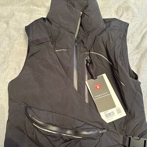 NWT Lululemon storage insulated running vest